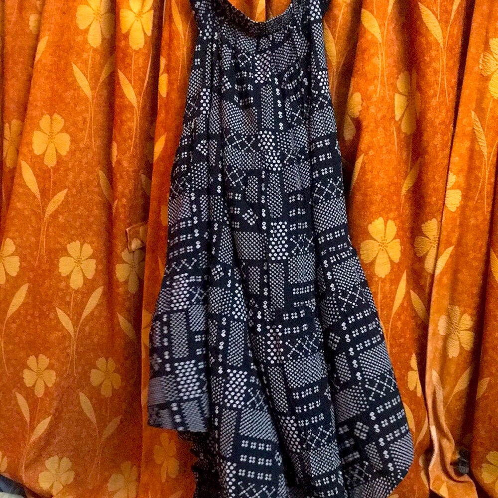🎁⚫️Global Desi Asymmetrical Skirt⚫️ - Picture 1 of 7